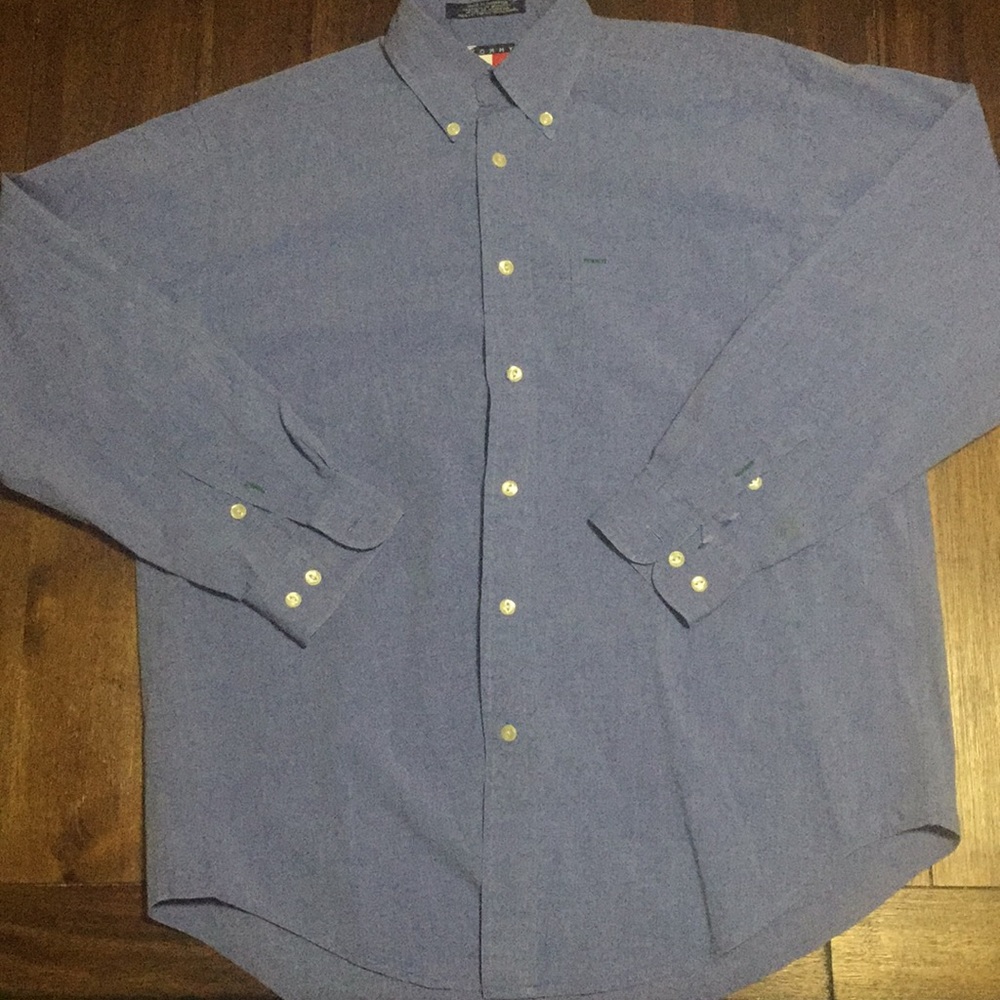 Casual Tommy Hilfiger Button down shirt.